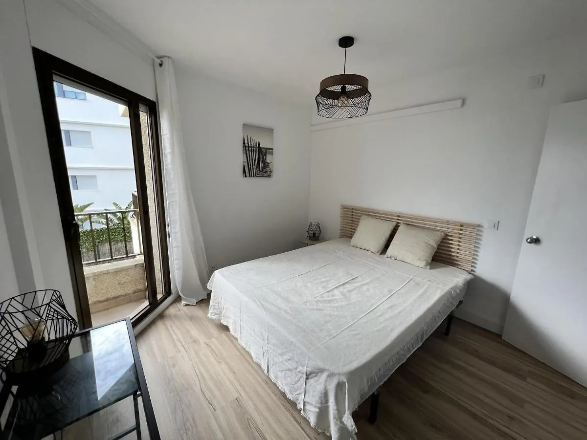 Castell Joncar Apartment Roses