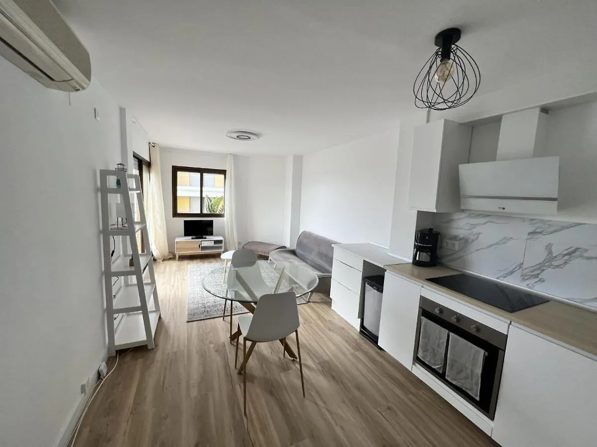Castell Joncar Apartment Roses