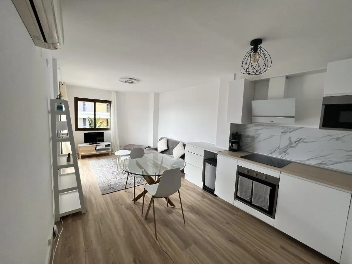 Castell Joncar Apartment Roses